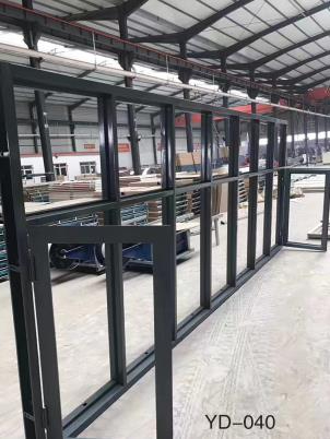 防火窗生產(chǎn)車(chē)間